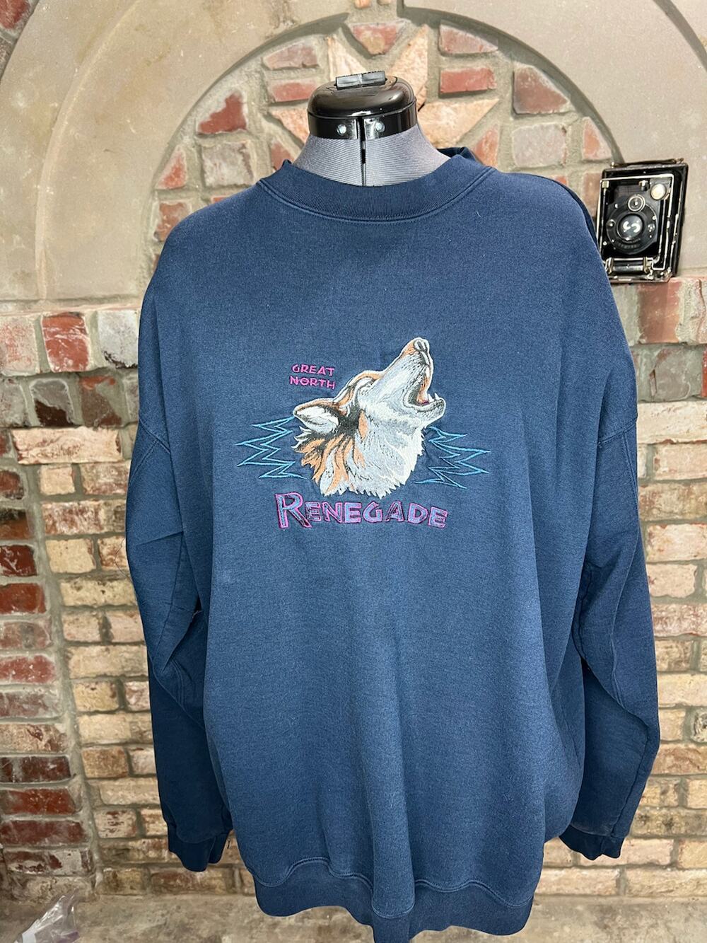 Howling wolf sweatshirt embroidered 1990s